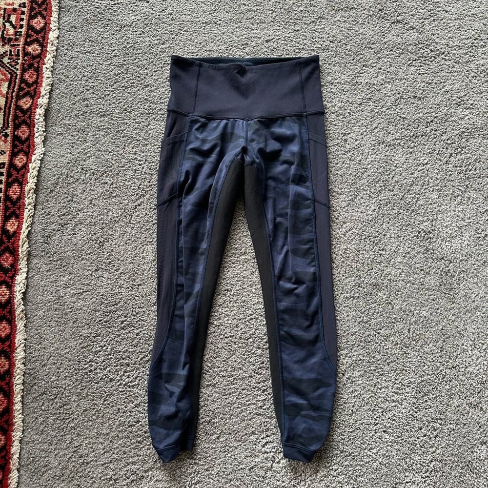Lululemon Seek the Heat Crop Leggings